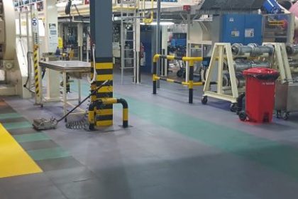 industrijski pod u komercijalnim uslovima